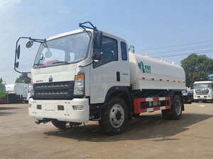 รถบรรทุก Watertank Watertank ของ Howo 4x2 5 ลูกบาศก์เมตร