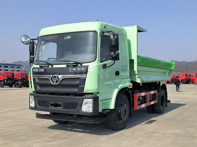 Haolong 4 × 2 Muck Dump