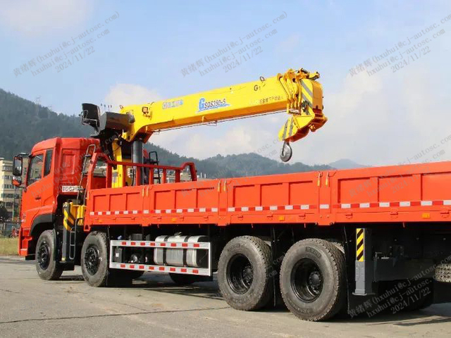 8x4- Tianlong 360 แรงม้า