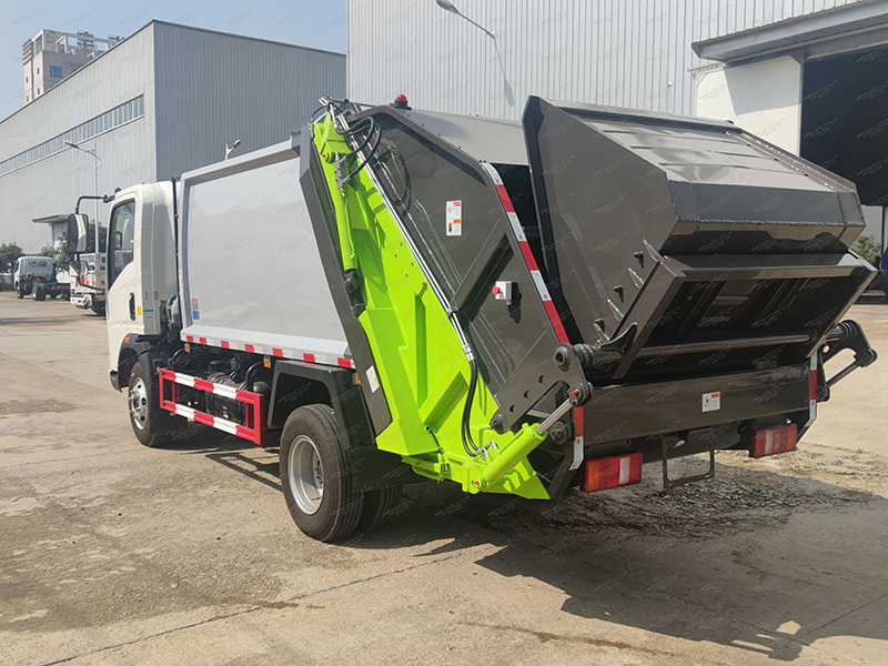 Howo 12m3 Truck 